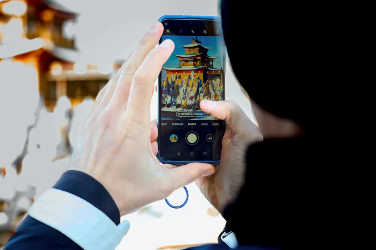 Honor 200 Pro: поддержка eSIM, инструкция по установке