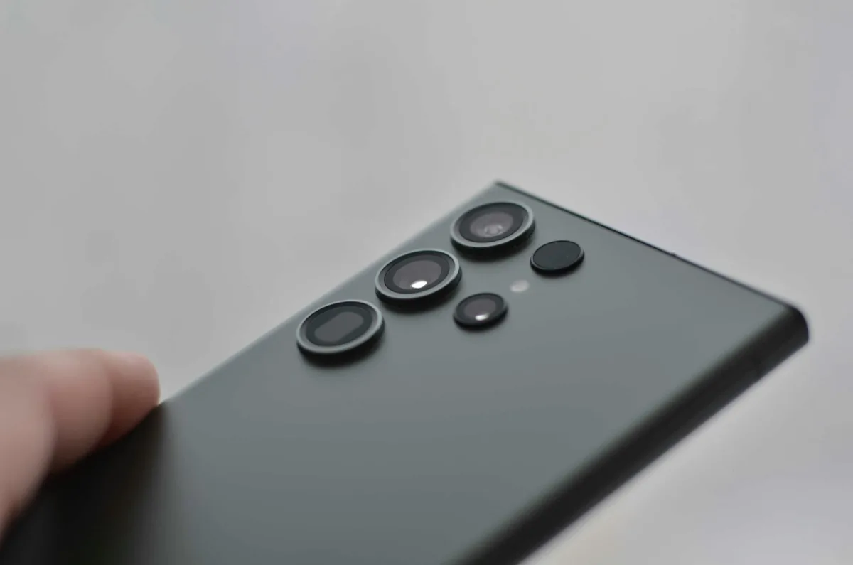 Galaxy Z Flip 6: поддержка eSIM, инструкция по установке